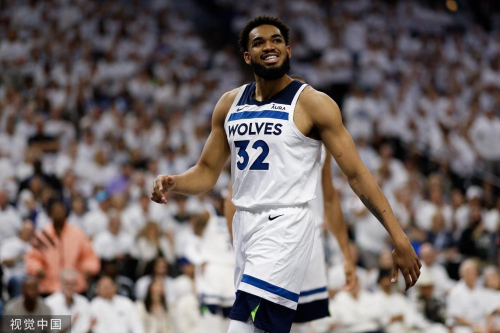 一个值得关 一个值得关